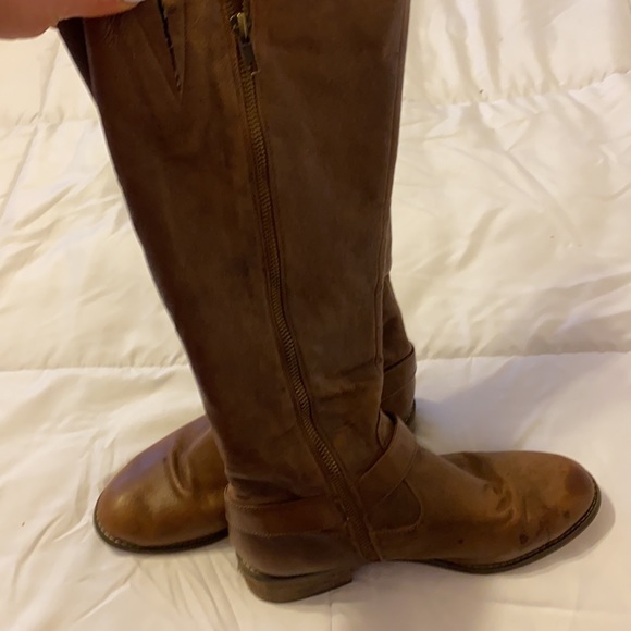 Size 7.5 boots - Picture 4 of 4